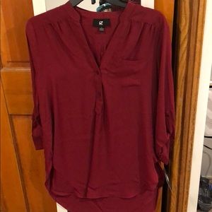 Red splitneck top